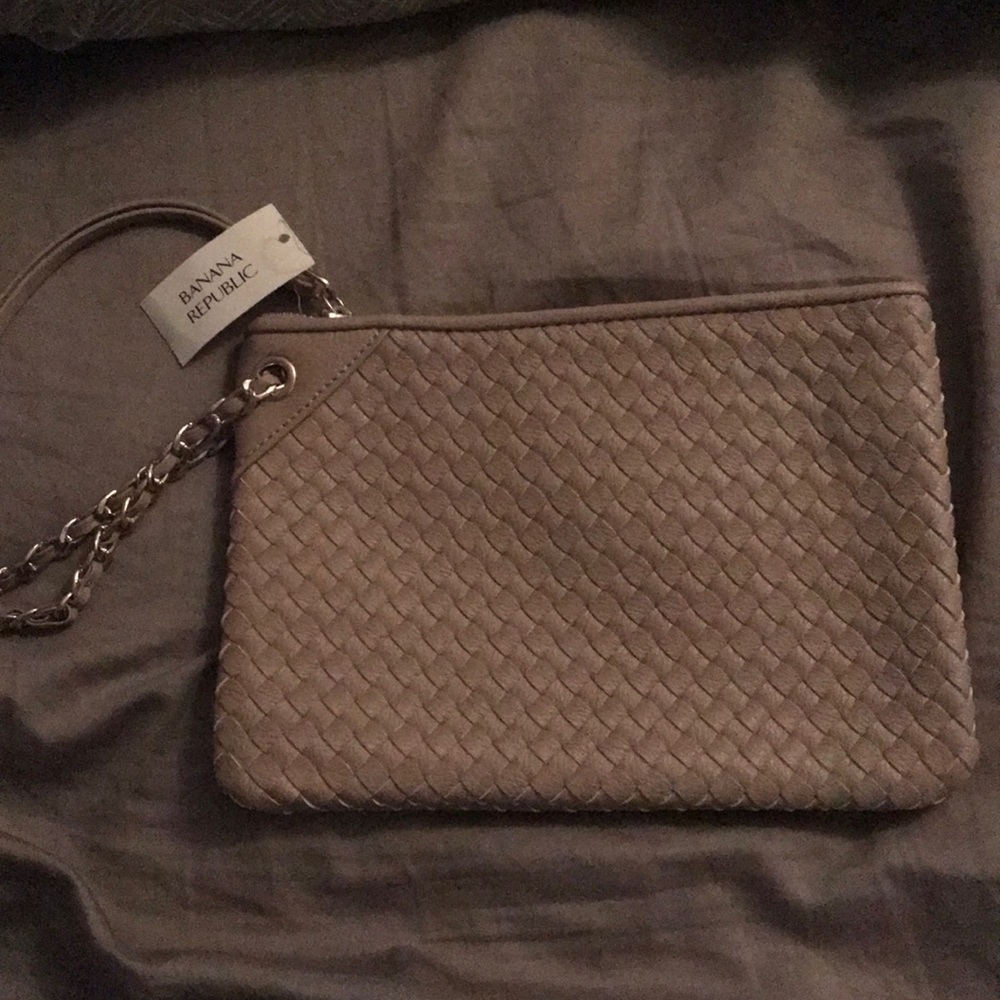 woven clutch/wristlet